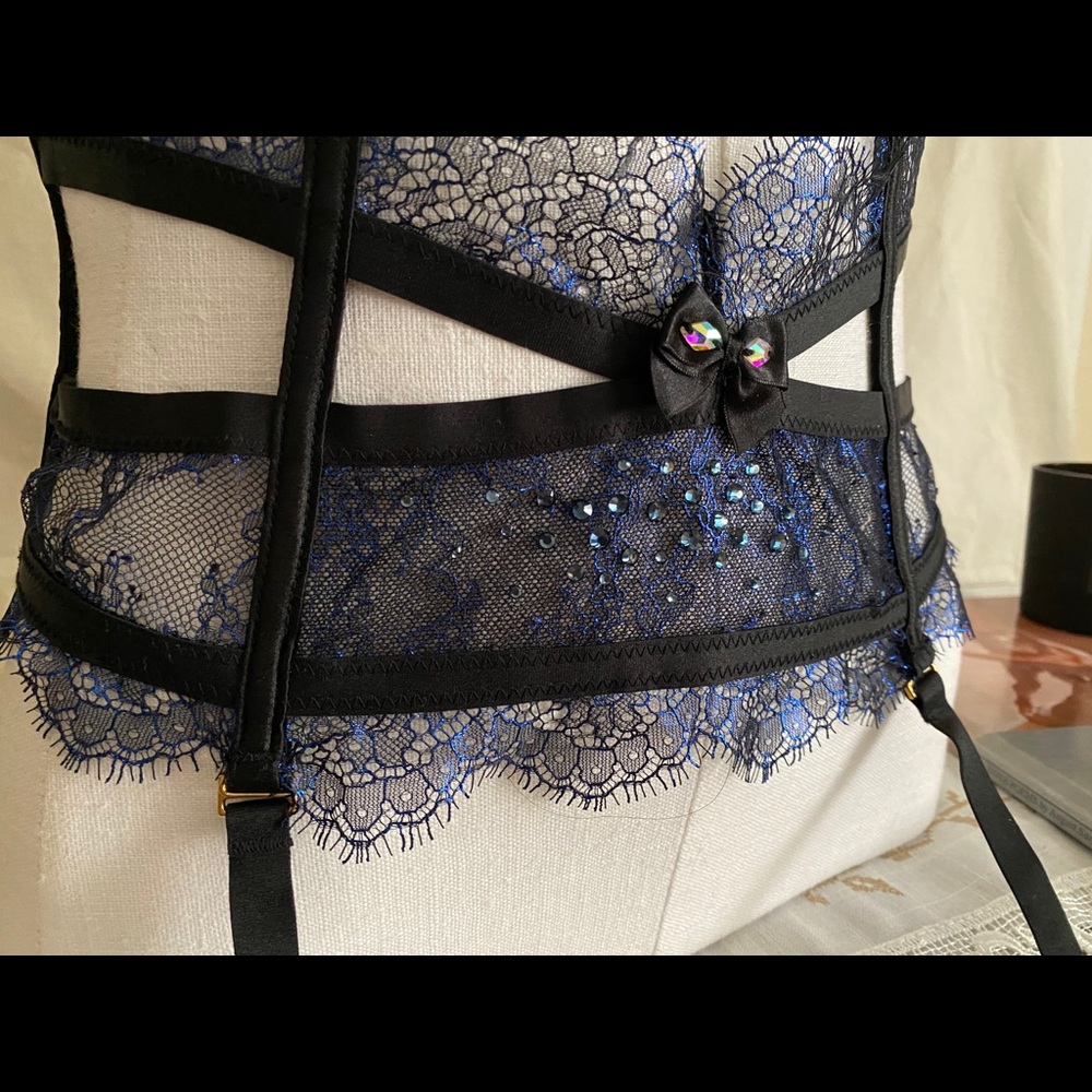 Victoria’s Secret London fashion show garter belt